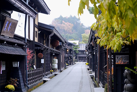 Furui machinami (Old townscape) Sanmachi-dori