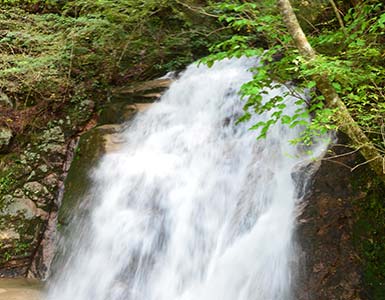 Odaki-Medaki Waterfalls